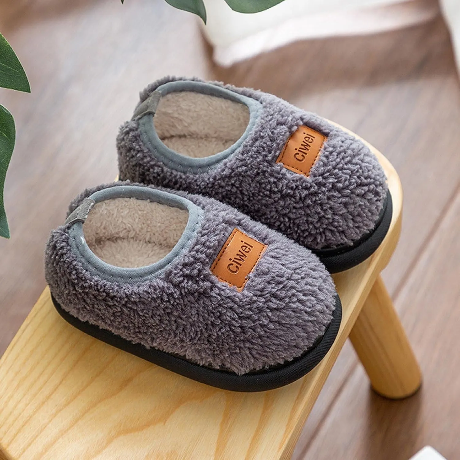 Baby House Slipper Winter Indoor Shoes Fuzzy Non Slip Bedroom Slipper Toddler Grip Slippers Baby Walking Shoes