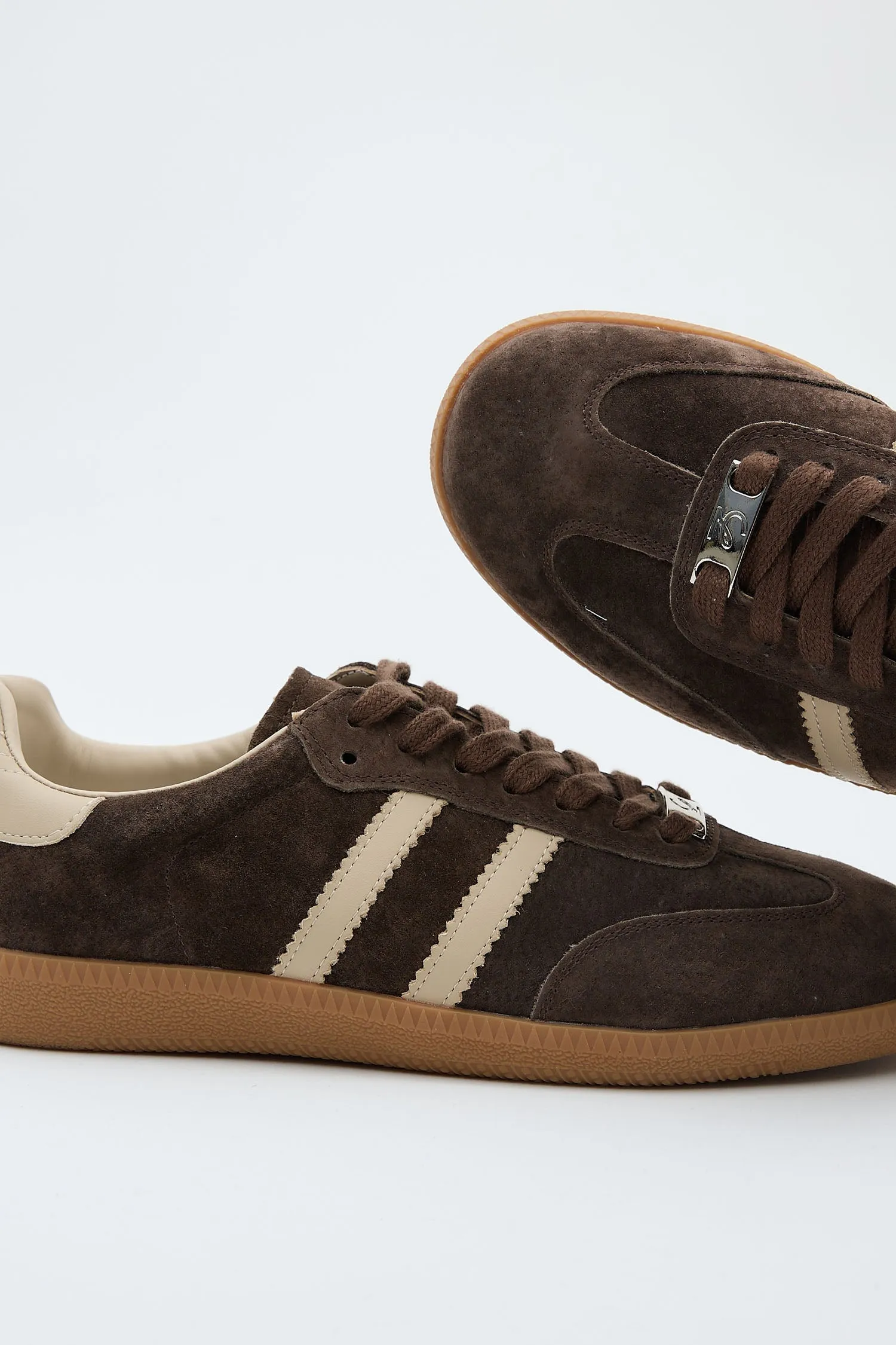 Delta Retro Brown