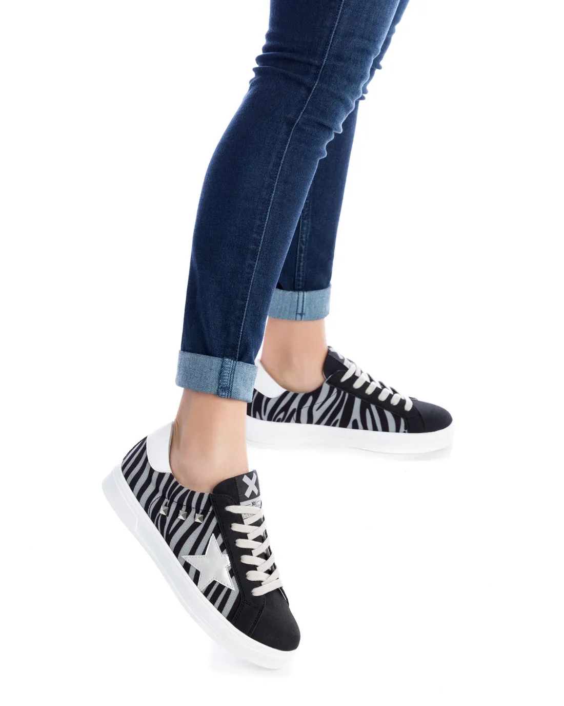 Lisbon Black Sneakers
