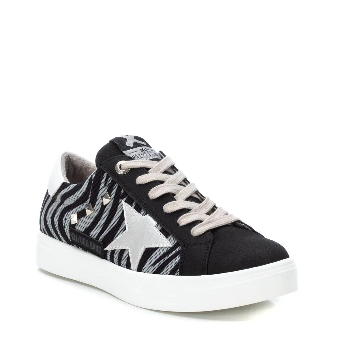 Lisbon Black Sneakers