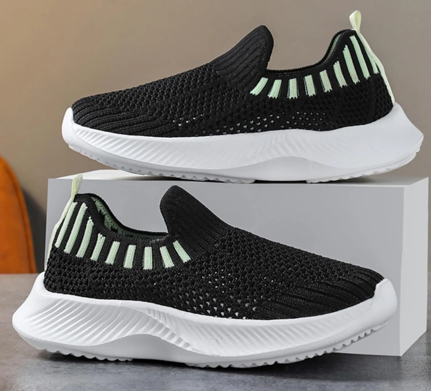 LLTMALL Ultra-Lightweight Kids Sneakers - Breathable Odor-Resistant Mesh for Outdoor Play & School Play All-Day Comfort