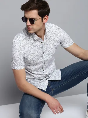 Men White Classic Floral Printed Cotton Casual Shirt