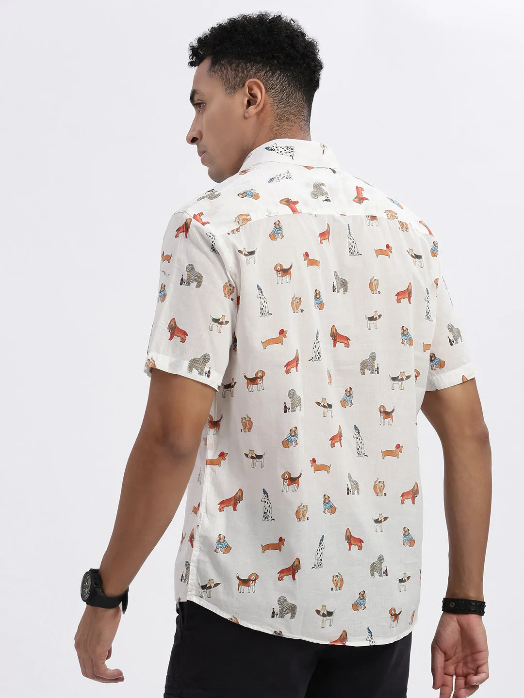 Men White Premium Spread Collar Graphic Printed Cotton Slim Fit Casual Shirt