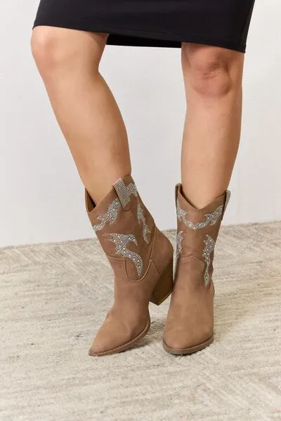 Silver & Tan Rhinestone Detail Cowboy Boots