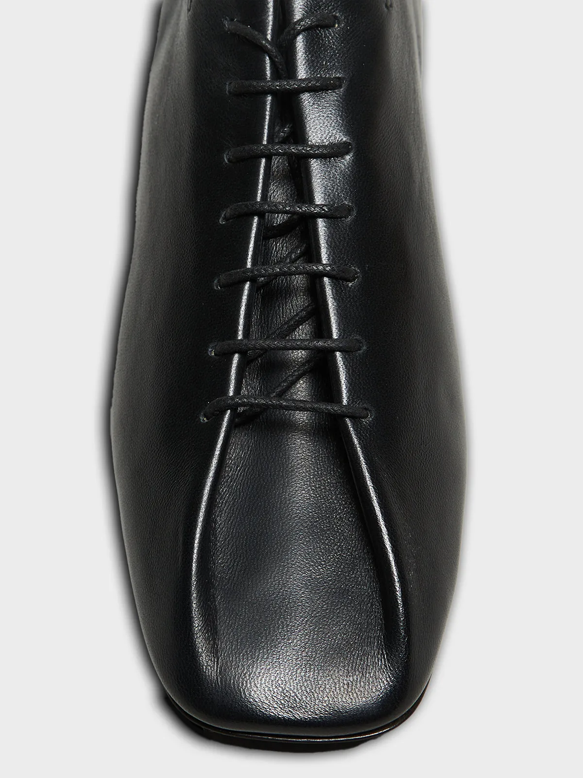 Souris Flat Classic Derbies in Black