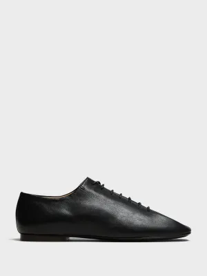 Souris Flat Classic Derbies in Black