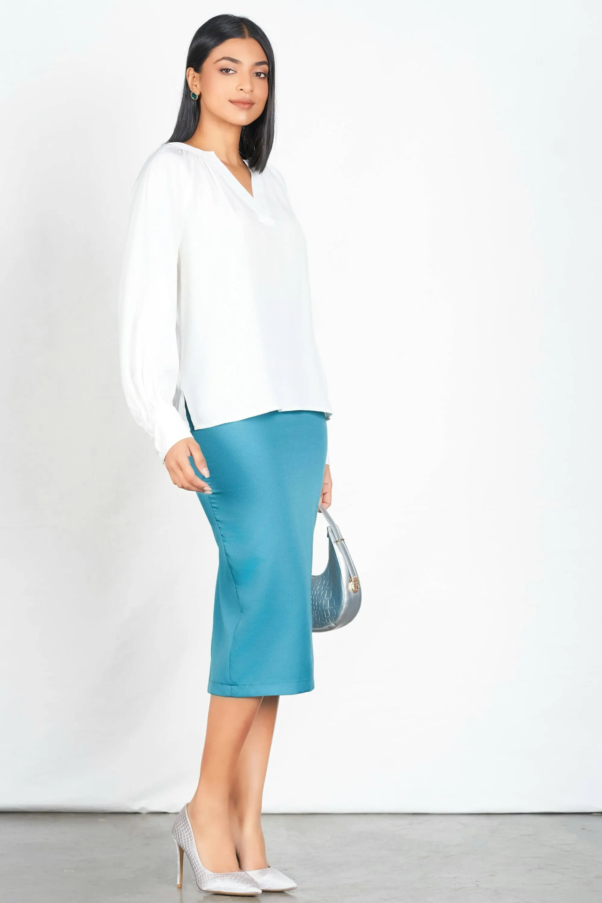 White V Neck Relaxed Top
