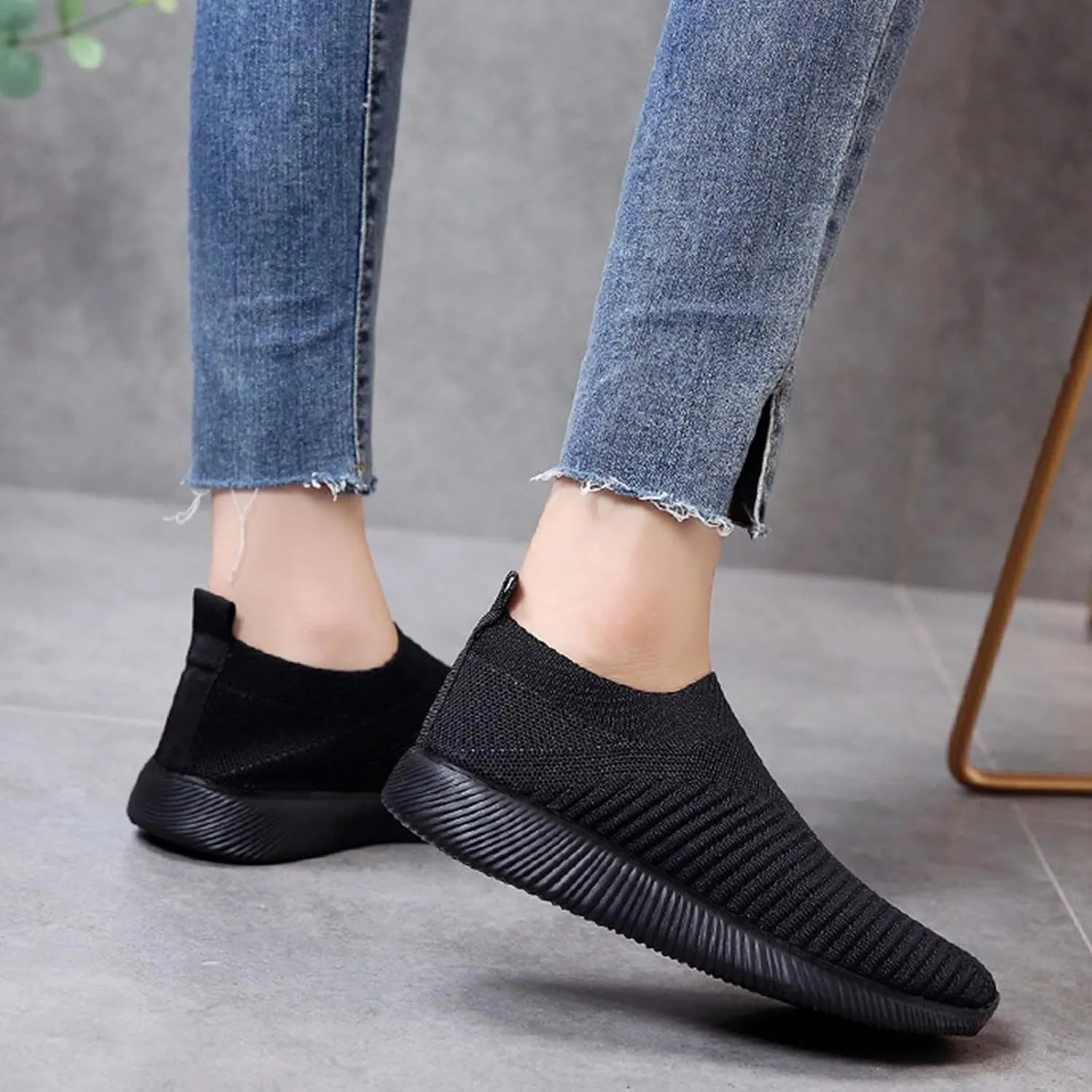 Women's Slip on Walking Running Shoes Tennis Casual Fashion Breathable Sneakers Non Slip Sport Athletic Shoes
