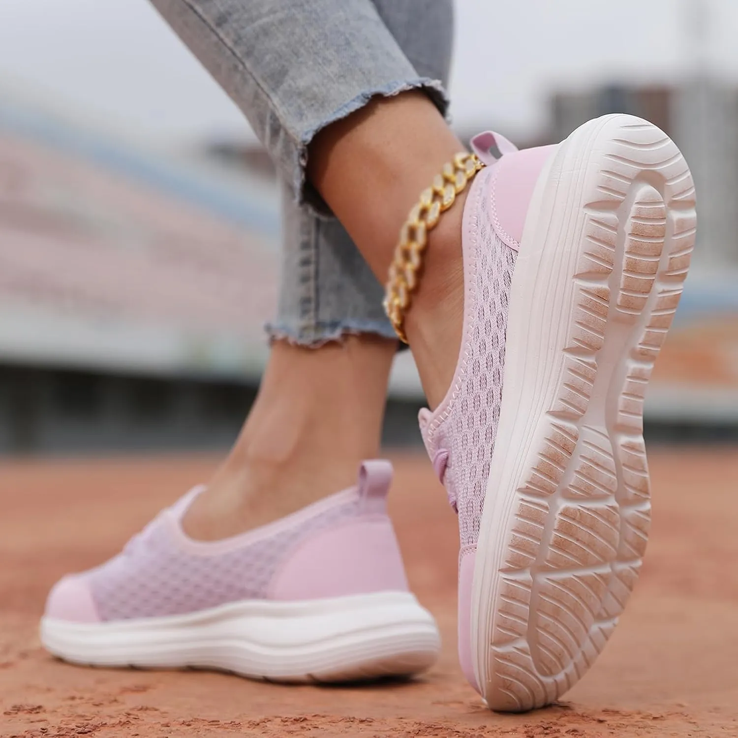 Womens Walking Shoes Tennis Lightweight Gym Sneakers Slip On Low Cut Workout Trainer Sport Breathable Mesh Running Shoes Comfortable Fashion Sneakers for Outdoor